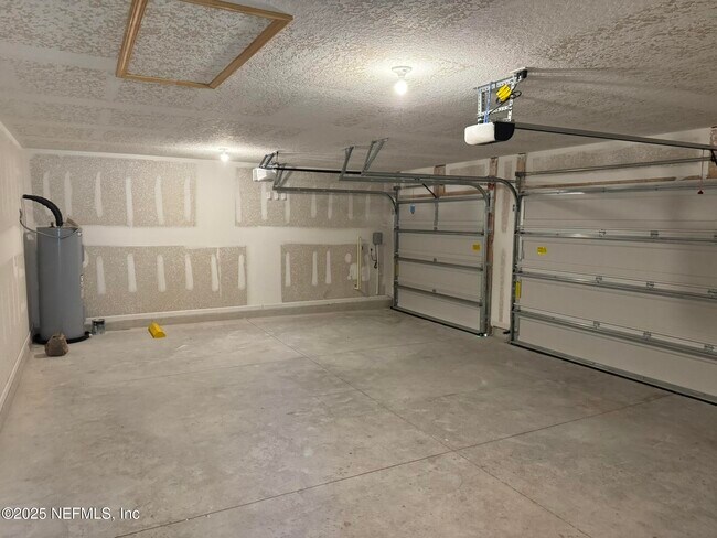 Foto del edificio - 5716 Bluetick Ct