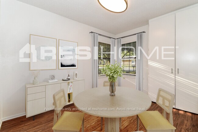 Foto del edificio - 1028 Barclay Drive