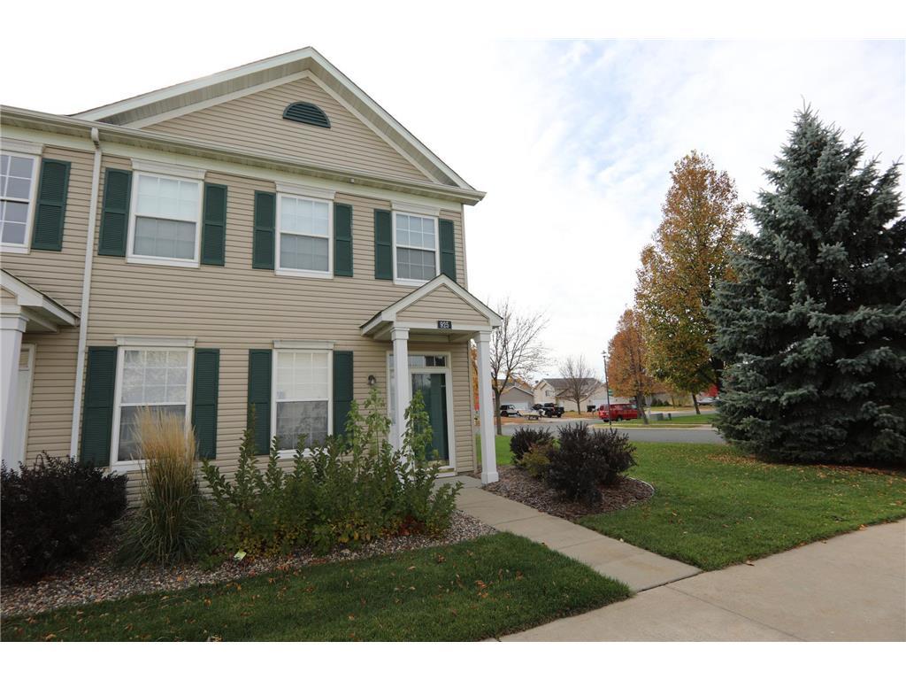 925 Newport Ave, Shakopee, MN 55379 Townhome Rentals in Shakopee MN