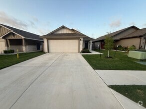 Building Photo - 700 Sungrove Trl