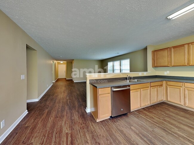 Foto del edificio - 3173 Hidden Creek Dr