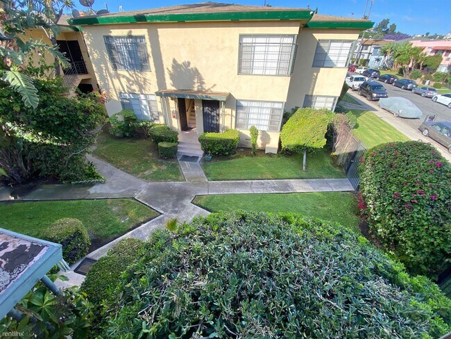 Foto del edificio - 2 br, 1 bath Apartment - 4132 Somerset Drive