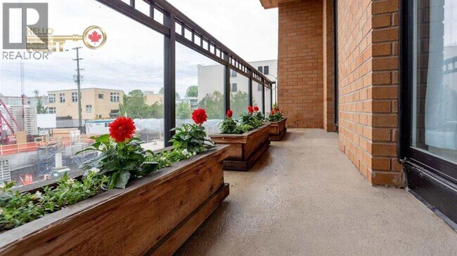 Photo du bâtiment - 2065 W 12th Ave