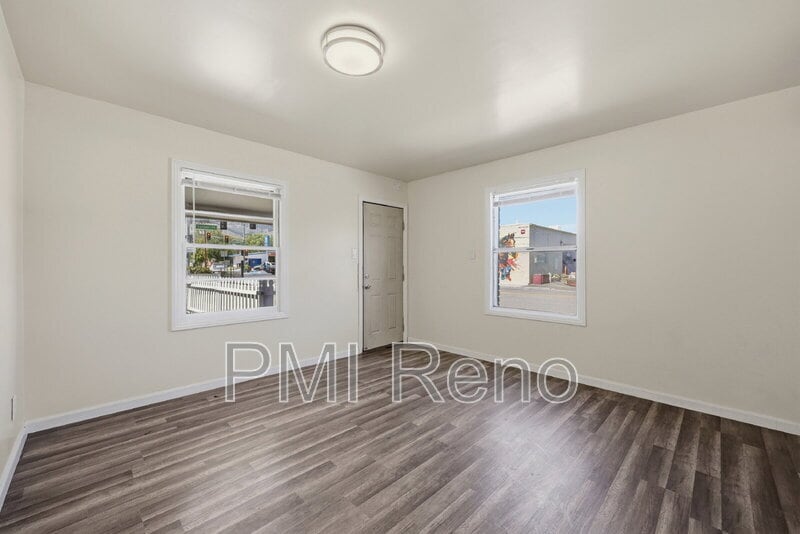 Building Photo - 1515 N Carson St