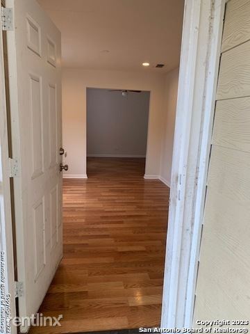 Foto del edificio - 3 br, 2 bath 4plex - 340 Maryland Street 102