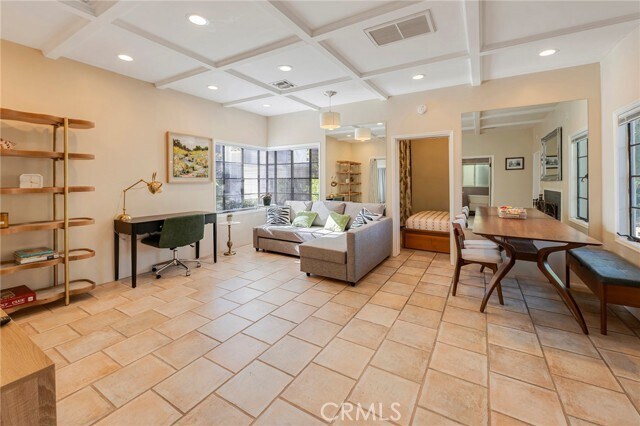 Foto del edificio - 1853 Allen Ave