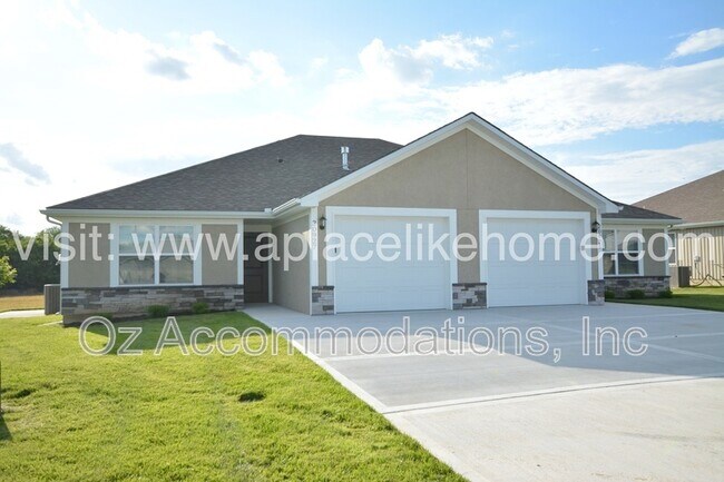 Foto del edificio - 20927 E 8th St S