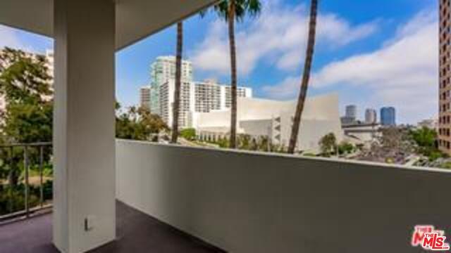 Foto del edificio - 10433 Wilshire Blvd
