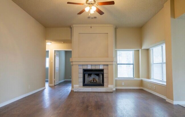 Building Photo - 6114 Cliffbrier Dr
