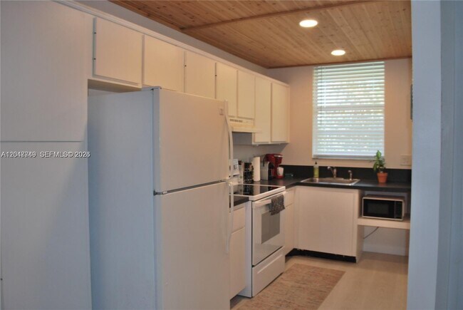 Foto del edificio - 109 Paradise Harbour Blvd