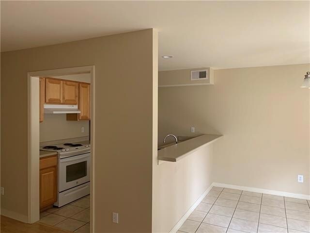 Foto del edificio - 103 Perryl Ln