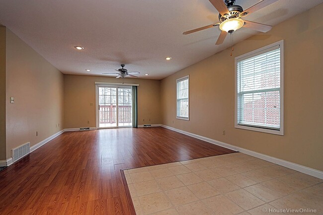 Building Photo - Travelers Way 2600/2602