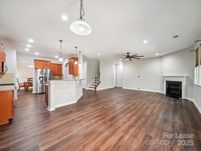 Foto del edificio - 10327 Rutledge Ridge Dr NW