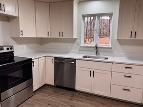 Building Photo - 225 Monks Rd