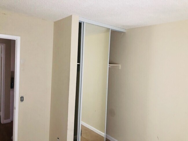 Foto del edificio - 7608 Windsong Rd
