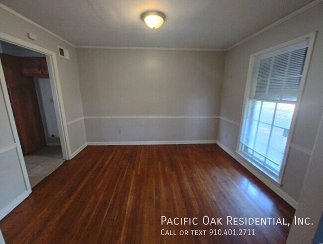 Building Photo - BELOW MARKET RENT!
