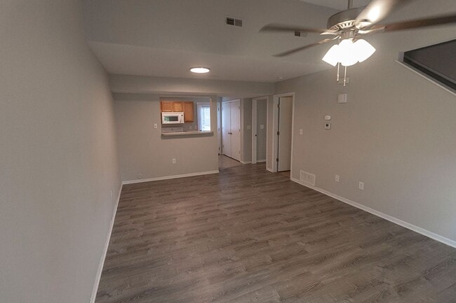 Building Photo - 5209-5211 Currituck Lane