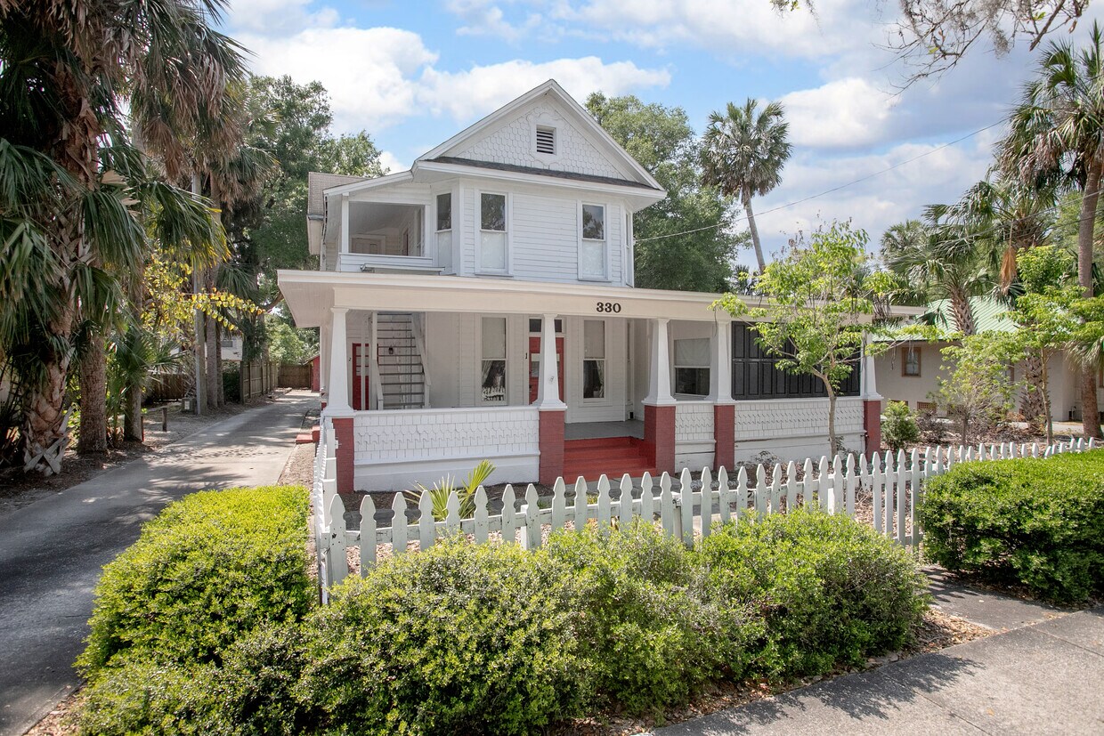 Foto principal - 330 S Woodland Blvd