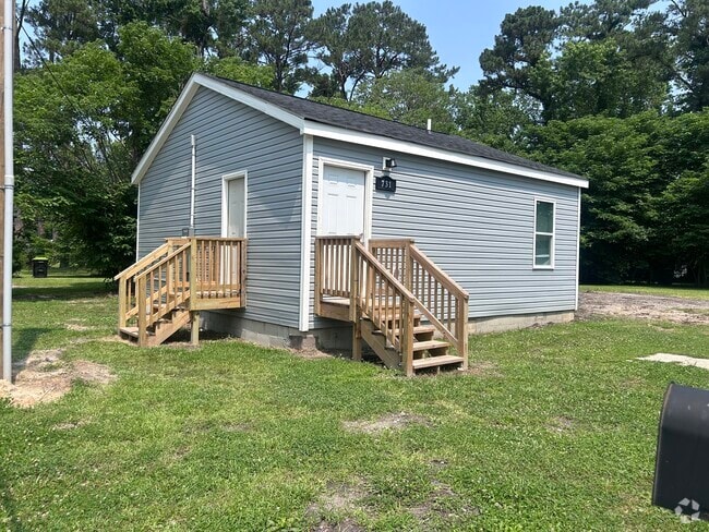 Building Photo - 731 Tallman Cir