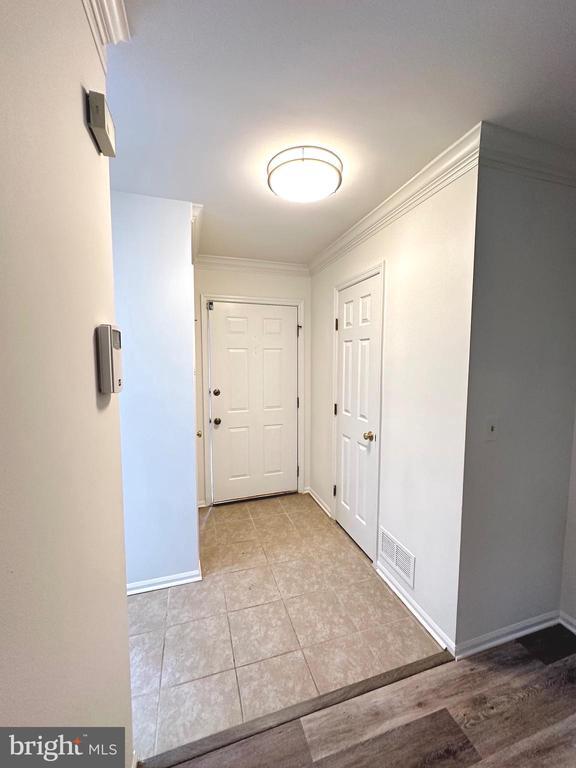 Foto del edificio - 7537 Westmore Dr