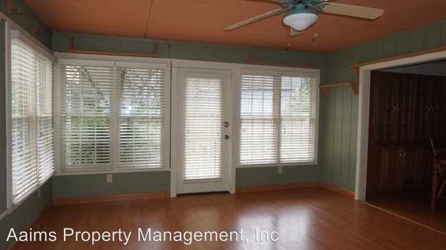 Building Photo - 5617 Par Ct