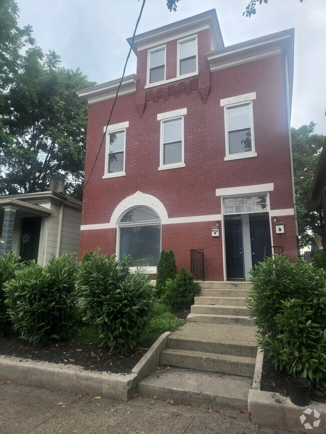 Building Photo - 1036 S 7th St
