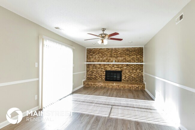 Foto del edificio - 8109 Beechwood Terrace
