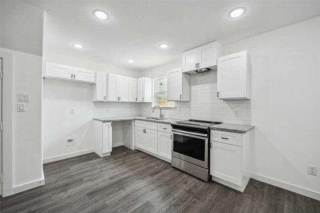 Foto del edificio - 2312 Wavell St