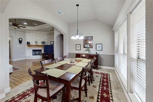 Foto del edificio - 3905 Incourt Ln