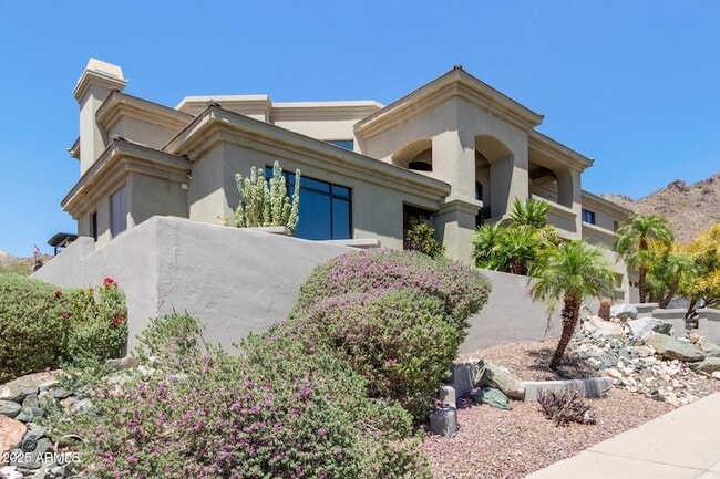 Building Photo - 8614 N 17th Pl