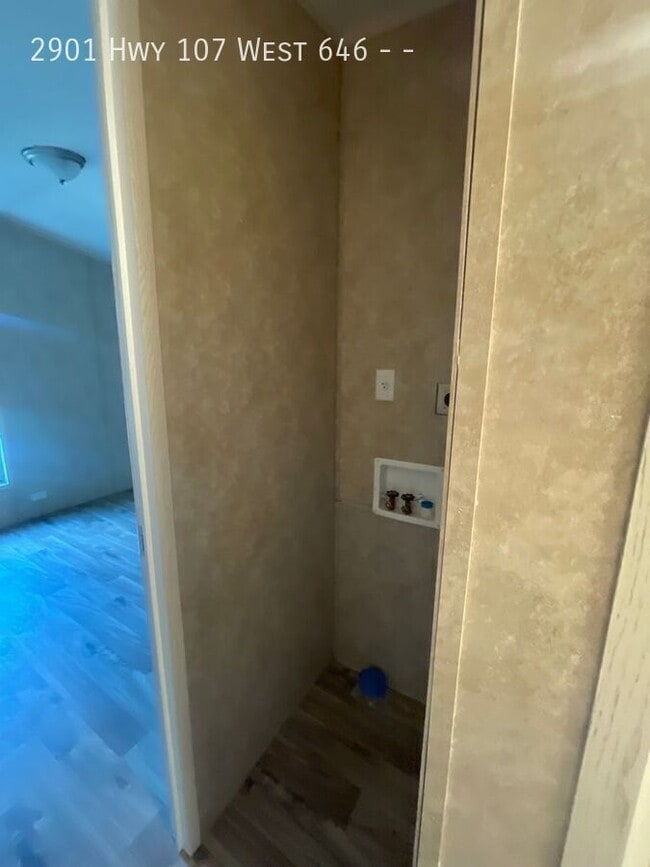 Foto del edificio - 2901 Hwy 107 West 646--