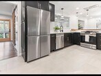 Foto principal - 1300 Leclair St
