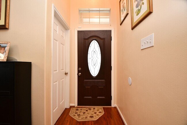 Building Photo - 7110 Anaquitas Creek Ct