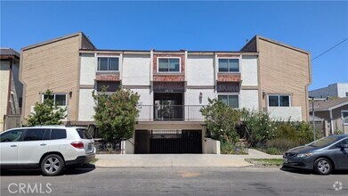 Building Photo - 3670 Westwood Blvd