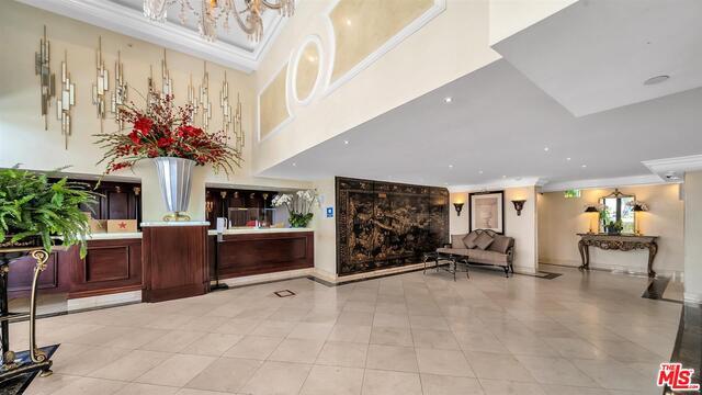 Building Photo - 10390 Wilshire Blvd