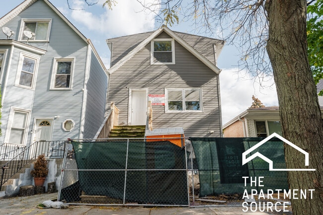 Building Photo - 3131 N Monticello Ave