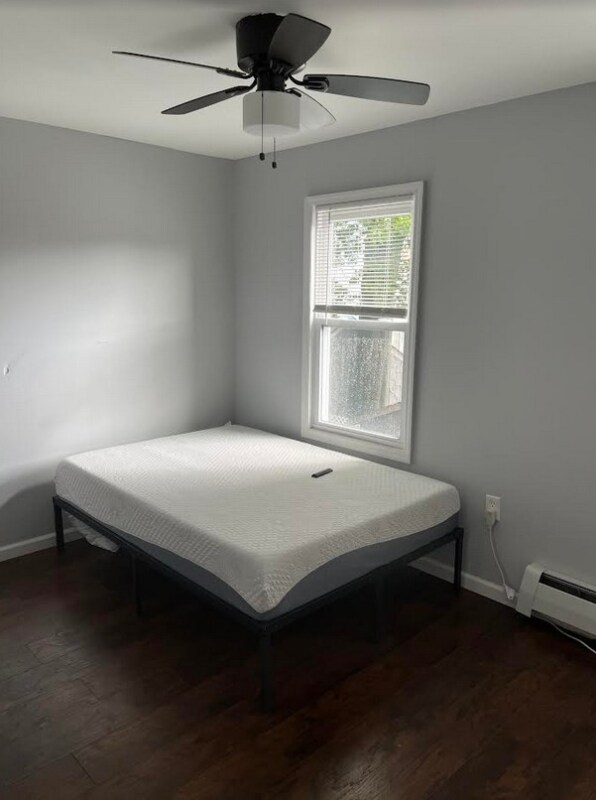 Foto principal - 107-15-10789 89th St