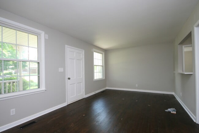 Building Photo - 4300 Force Dr NW