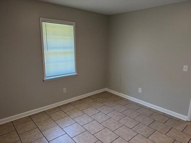 Foto del edificio - 72 Briarcliff Dr