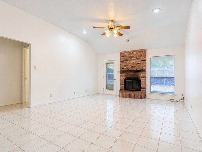 Foto del edificio - 4605 High Pointe Dr