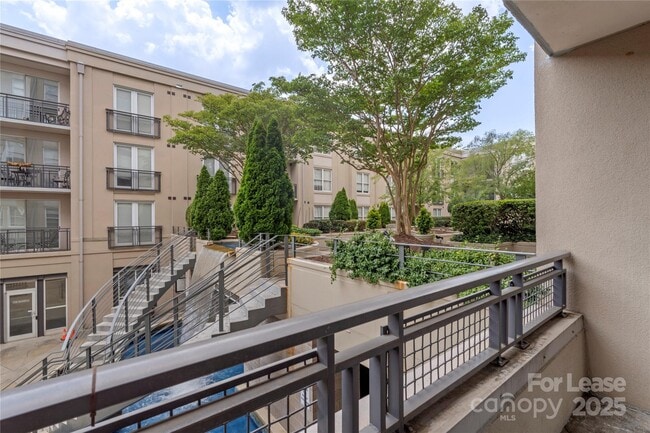 Foto del edificio - 1315 East Blvd