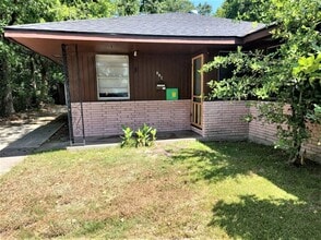 Building Photo - 890-892 Harriot St