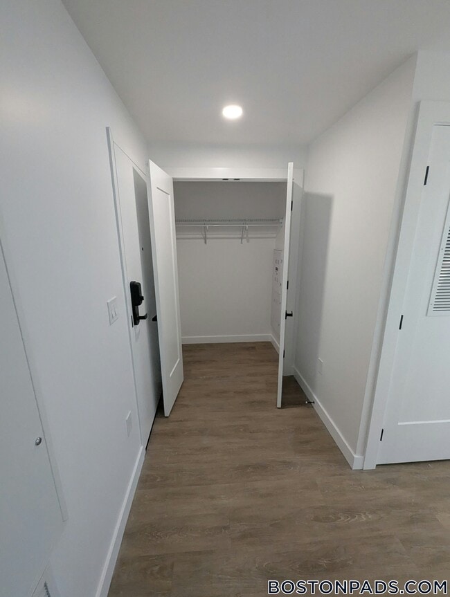 Foto del edificio - 199 Gardner St