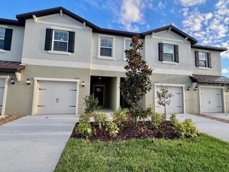 Building Photo - 32014 Spiceberry St