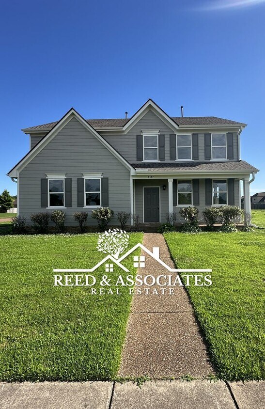 Foto principal - Charming Bartlett Home~3 Bedroom