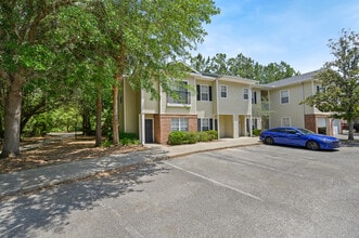 Building Photo - 5062 NW 44th Ln