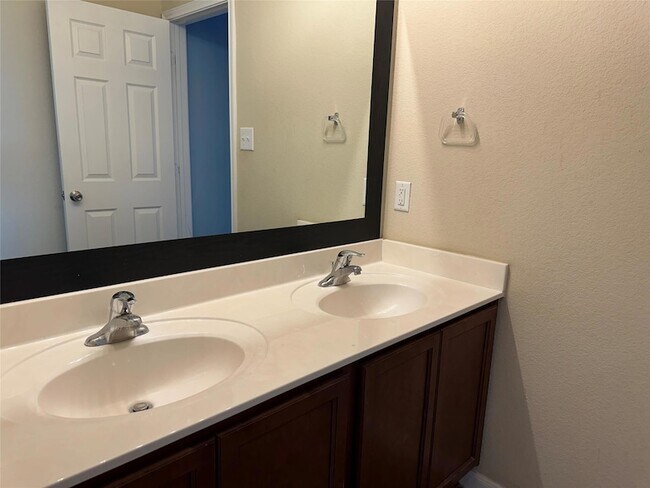 Foto del edificio - 307 Wildcat Dr