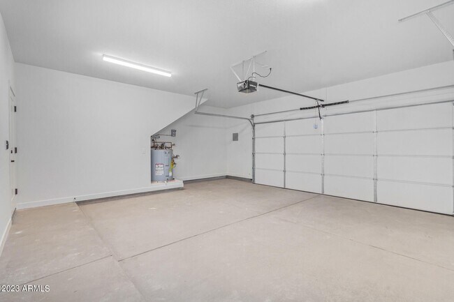 Foto del edificio - 406 E 7th St