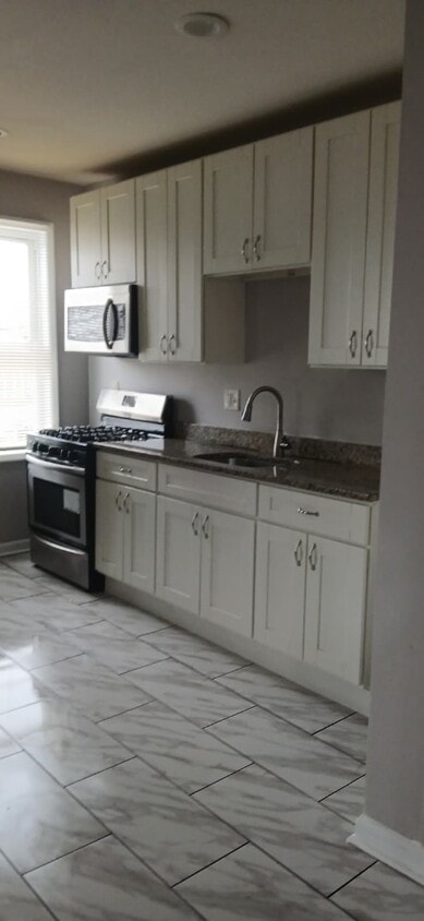 Photo - 3213 The Alameda - 2