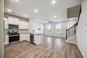 Building Photo - 8038 Scanlan Trce